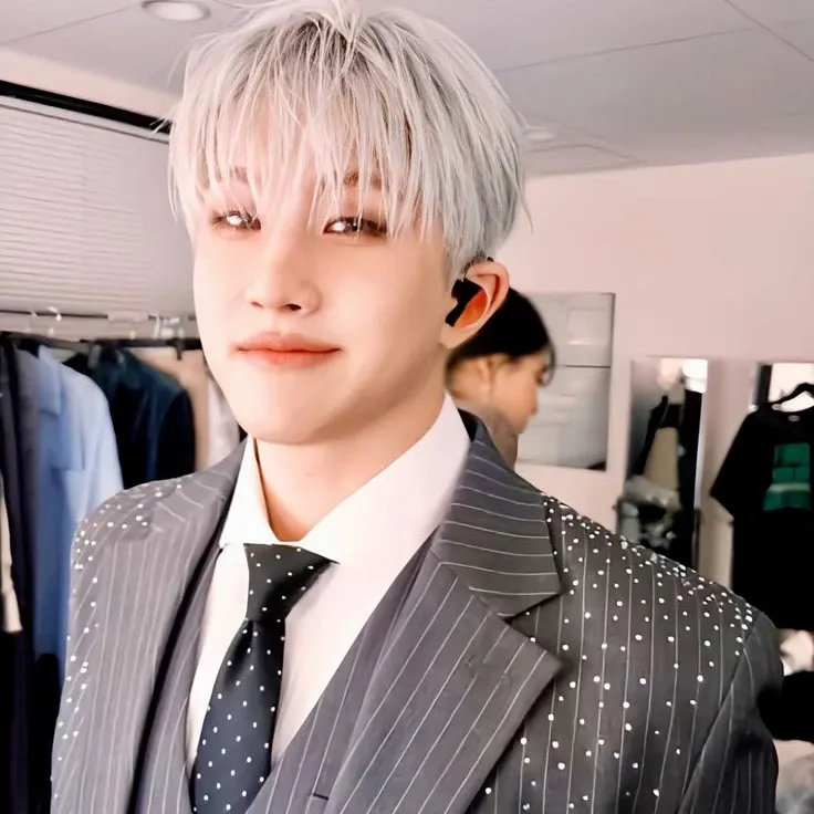 Latest photo of Jinjin (ASTRO)