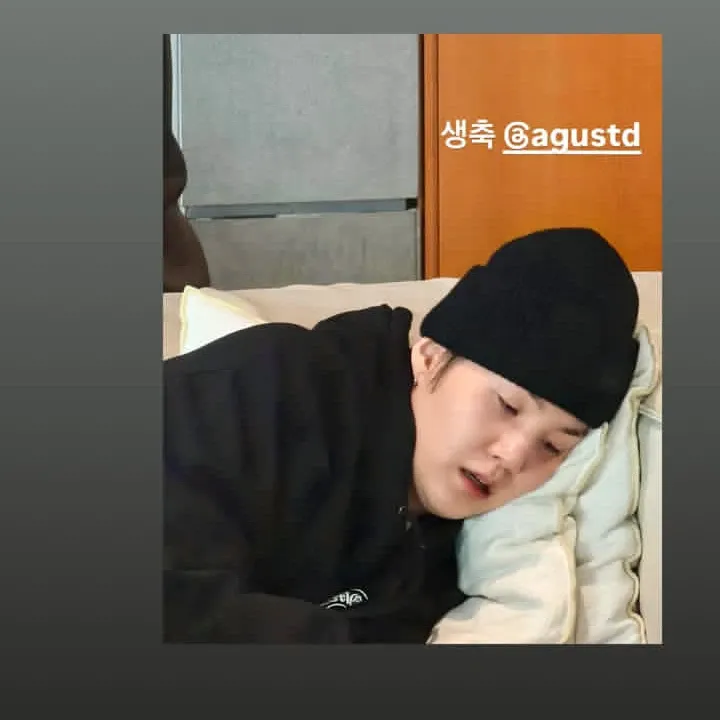 SUGA (防彈少年團)的幕後花絮