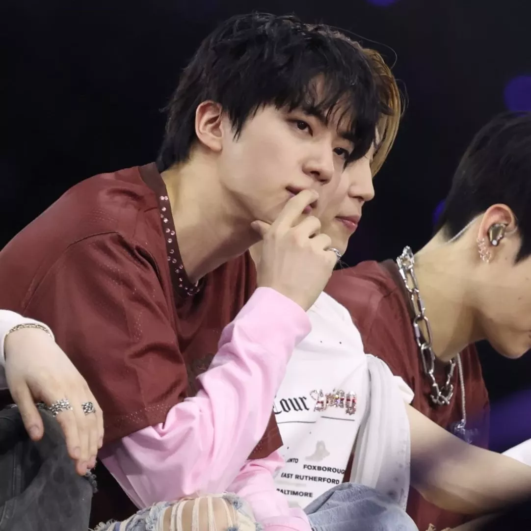 진 (방탄소년단)의 비하인드 컷
