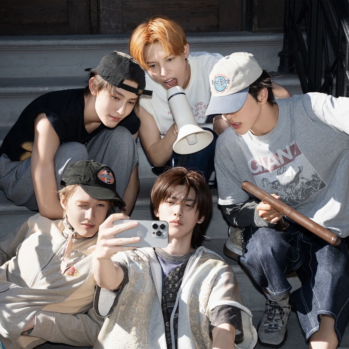 Behind-the-scenes cut of CORTIS