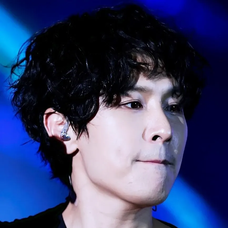 A moment captured by Kim Dongwan (SHINHWA)'s fan
