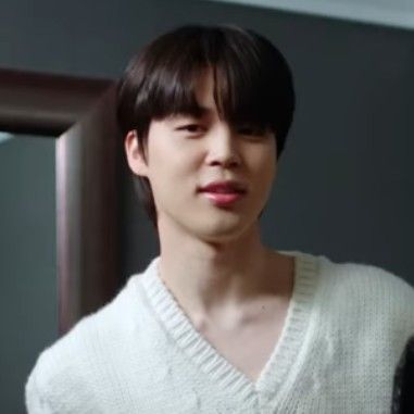Foto aktivitas terbaru Jimin (BTS)