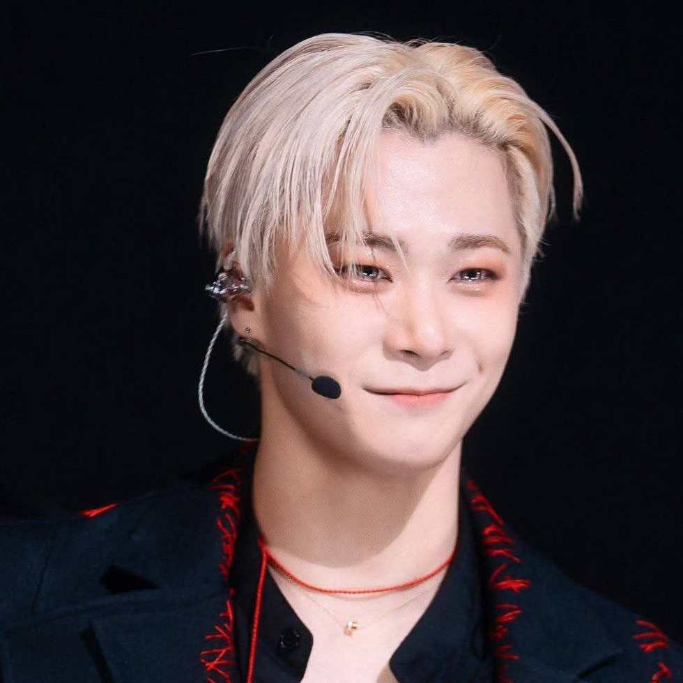 Behind-the-scenes cut of Moonbin (ASTRO)