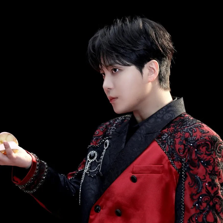 에이티즈의 최신 사진