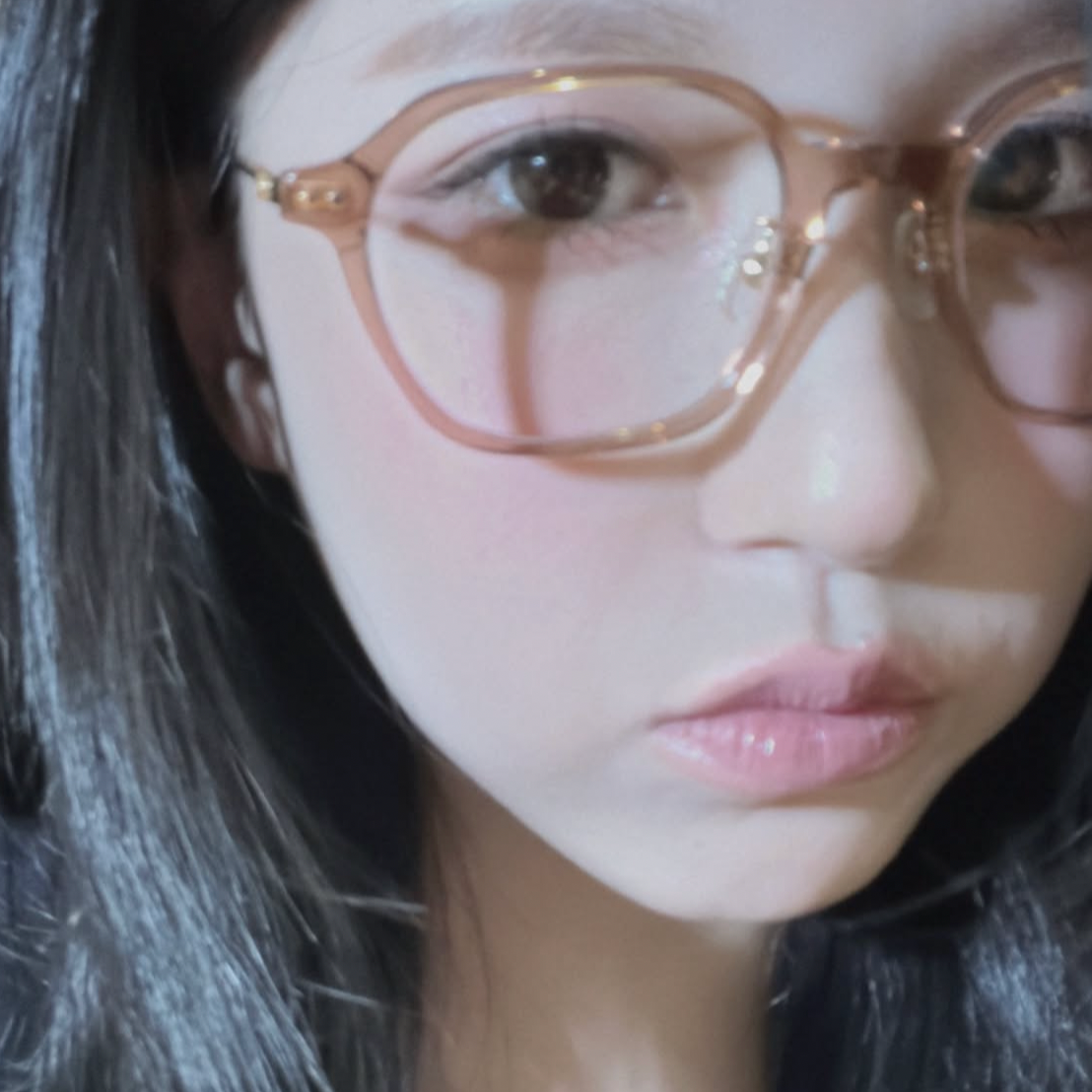Mina (TWICE)的最新照片