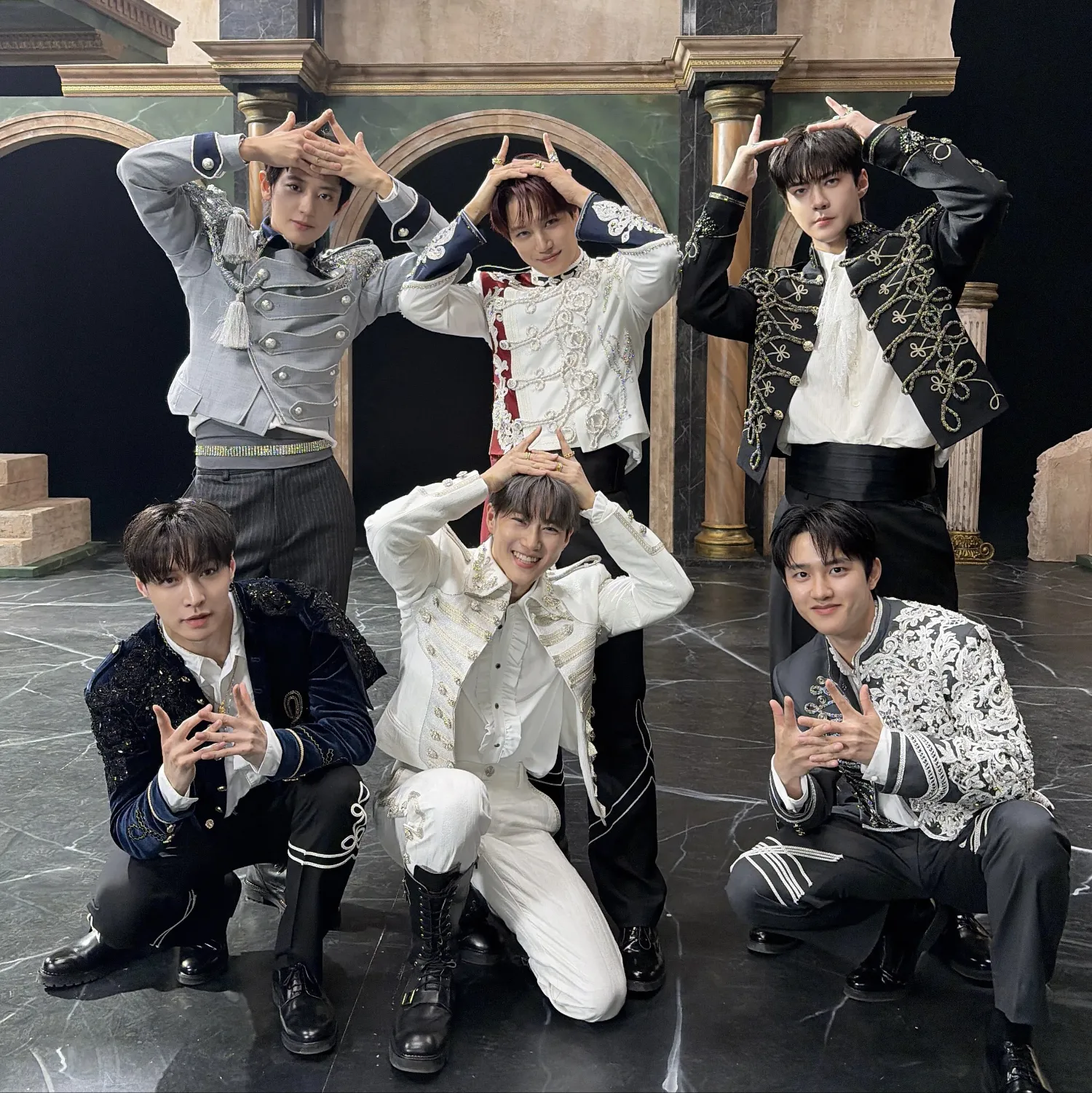 EXO의 비하인드 컷