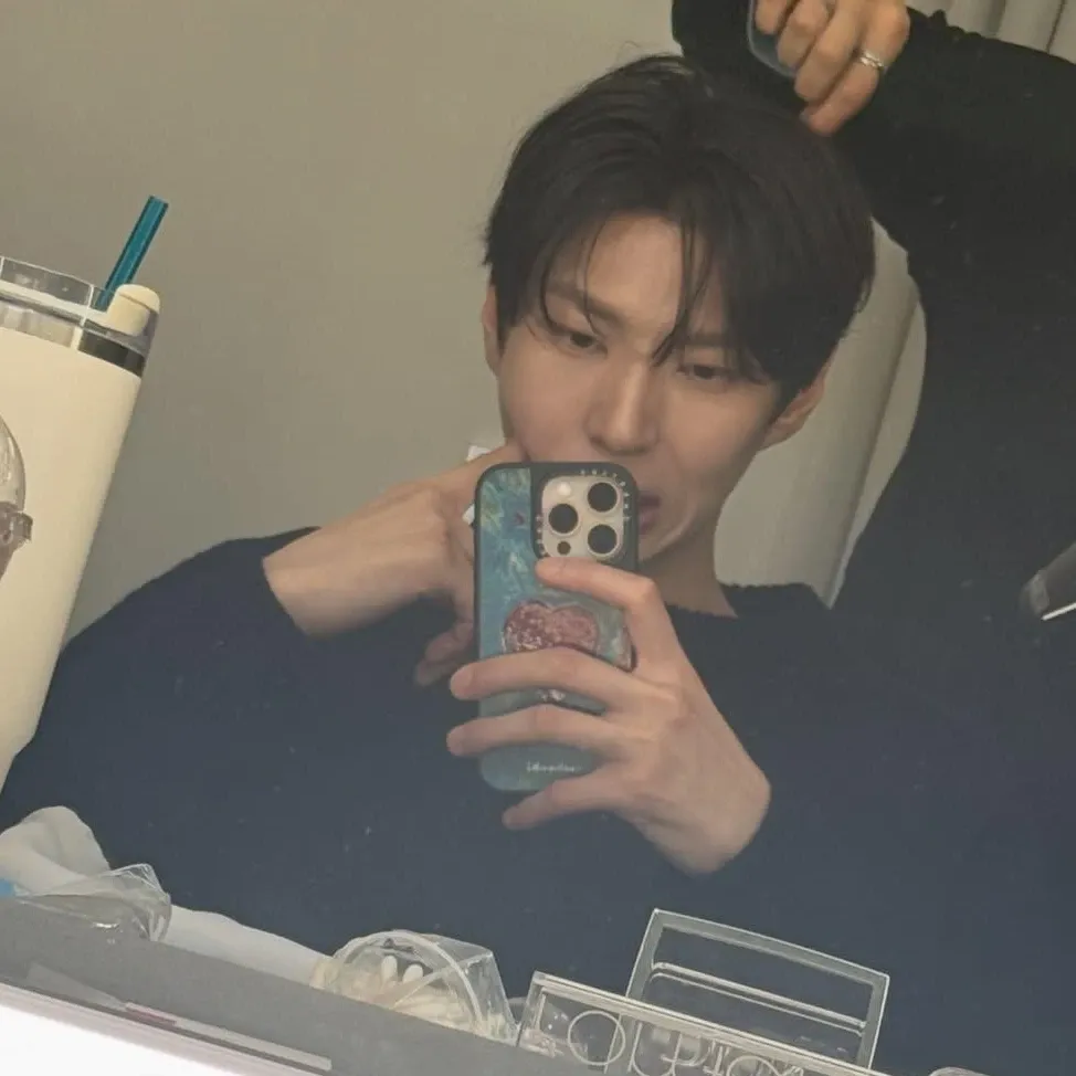 Latest photo of LEO (VIXX)
