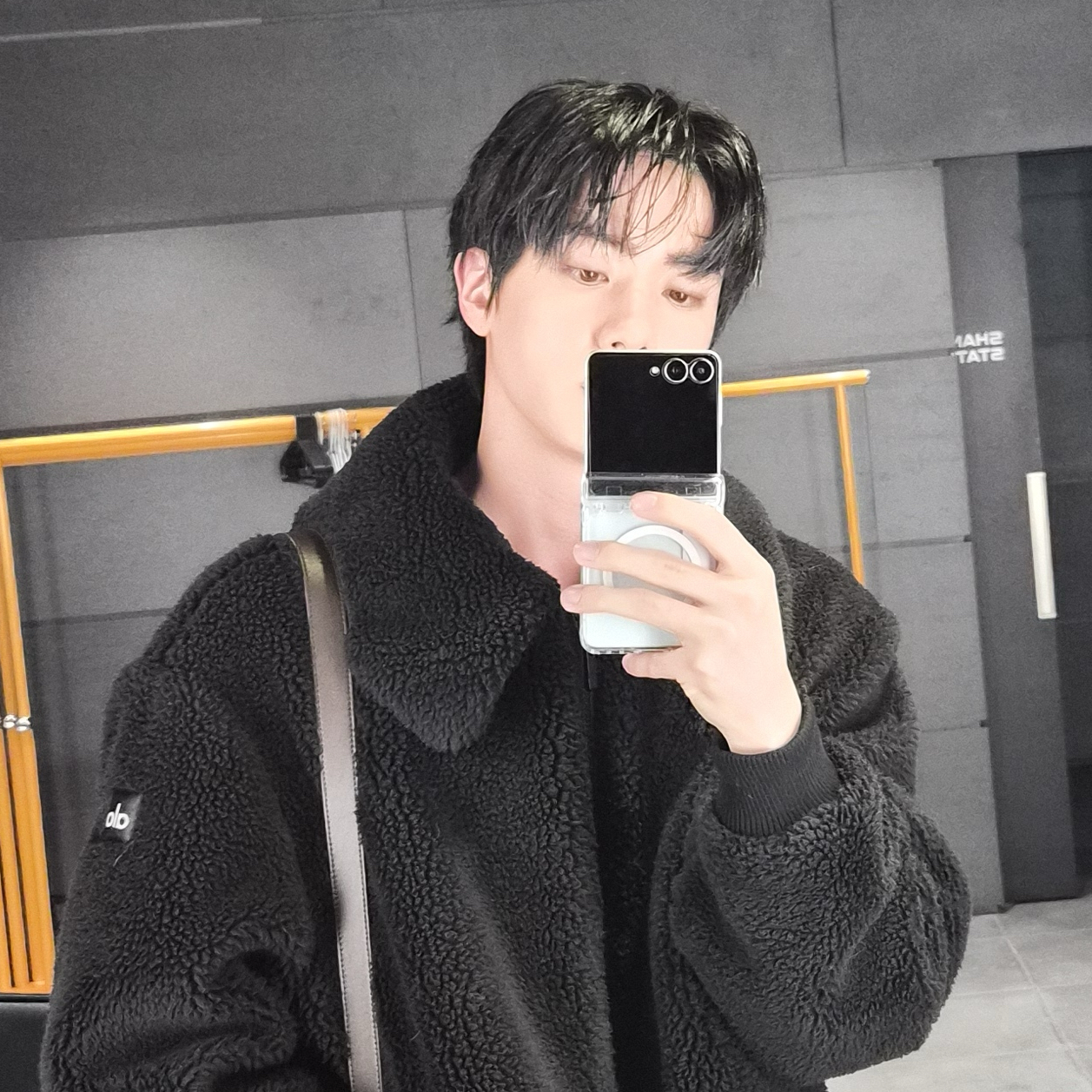 진 (방탄소년단)의 비하인드 컷