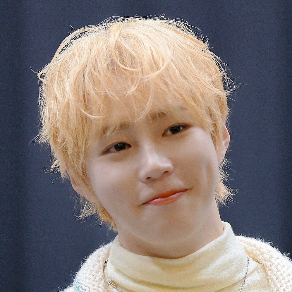 Latest photo of Ha Sungwoon