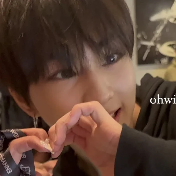 Popular profile image of Jungwon (ENHYPEN) selected by votes