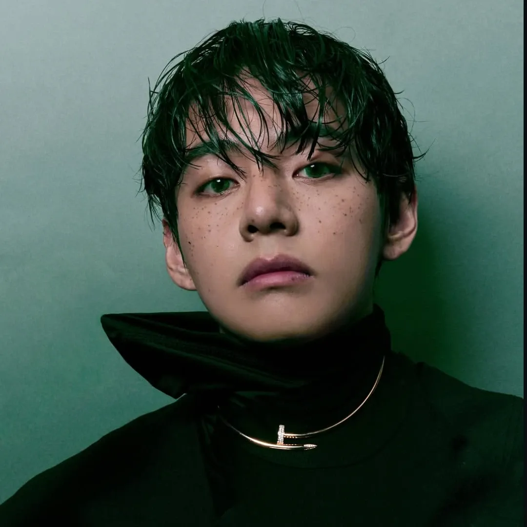 Recent activity shot of V (BTS)