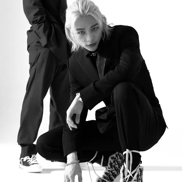 Latest photo of Hyunjin (Stray Kids)