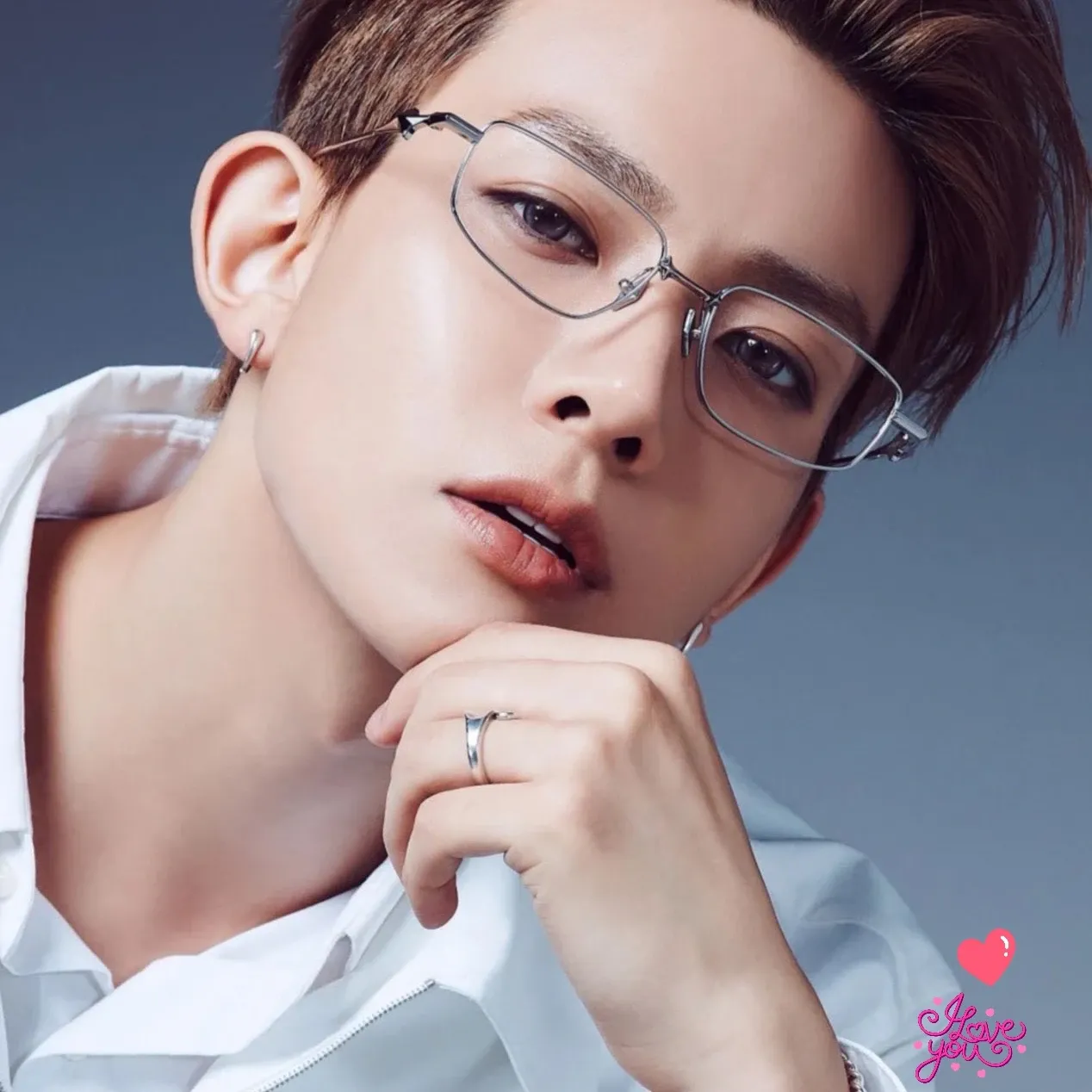 에반 최근 활동샷