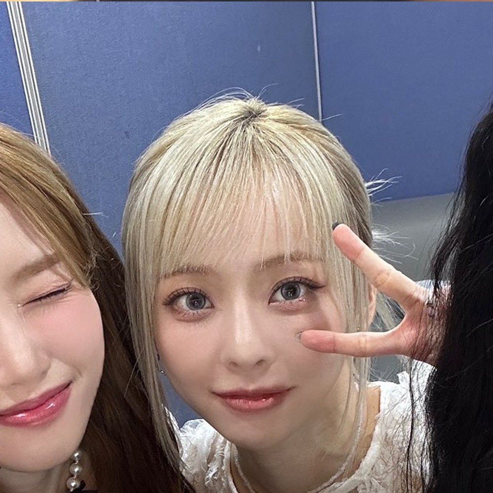 Behind-the-scenes cut of Loossemble