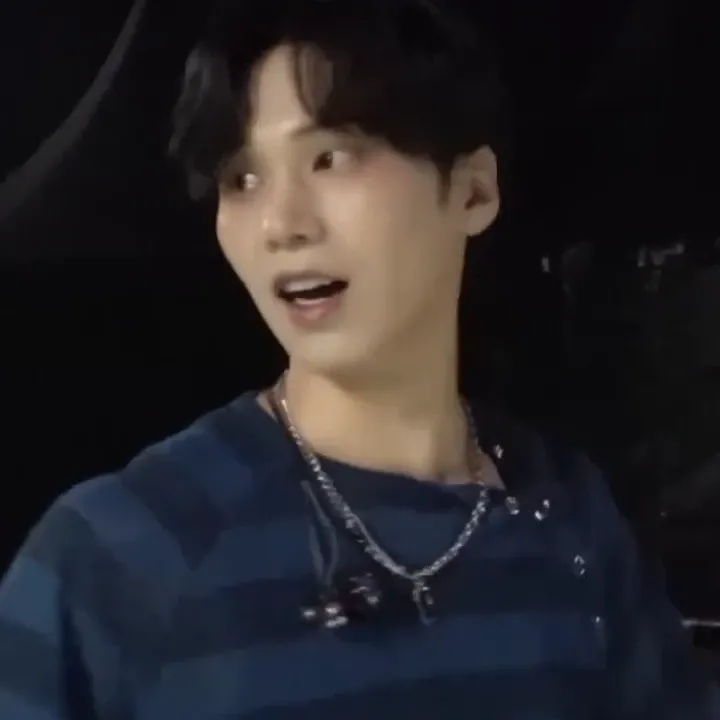 A moment captured by Rocky's fan