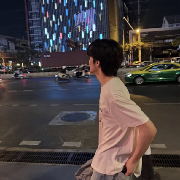 A moment captured by Mark's fan