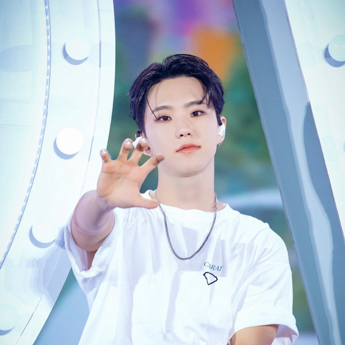 Latest photo of Hoshi (SEVENTEEN)