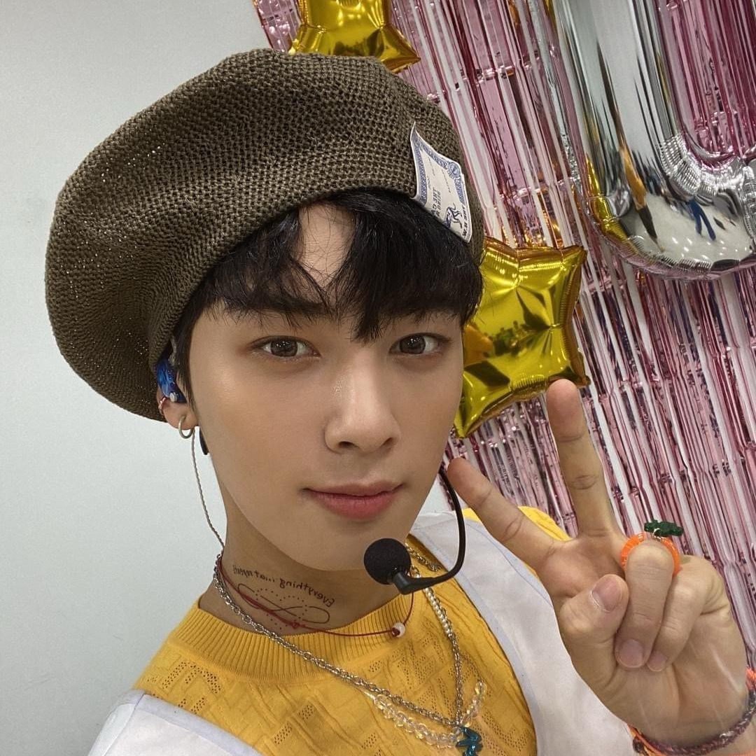 Recent activity shot of Eunwoo (ASTRO)