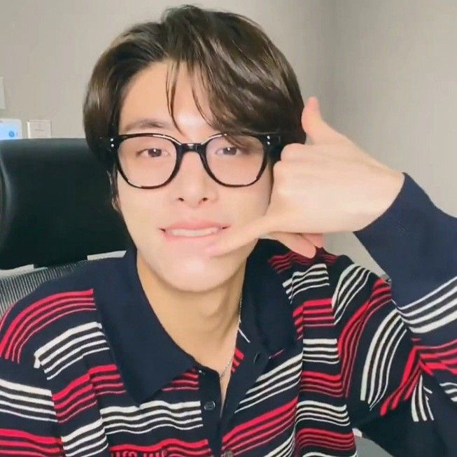 Latest photo of Jake (ENHYPEN)