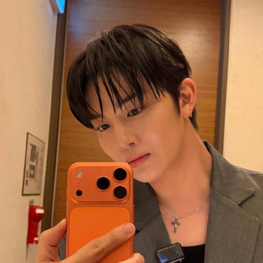 A moment captured by Bae Jinyoung's fan