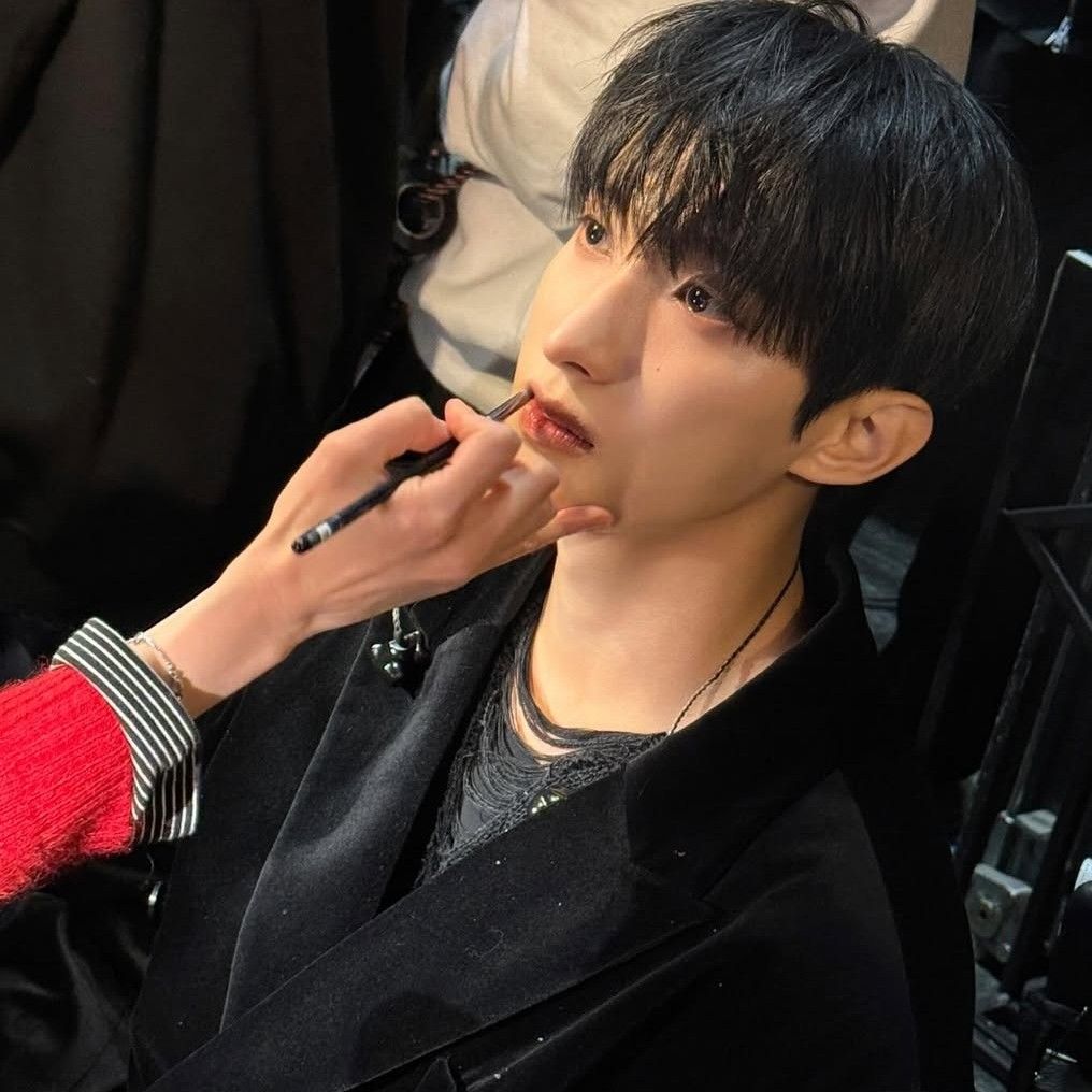 DK (SEVENTEEN)的幕後花絮