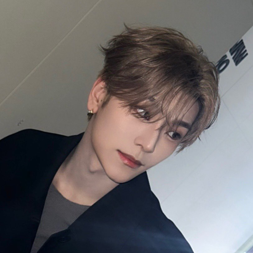 Latest photo of He Xinlong (ALPHA DRIVE ONE)