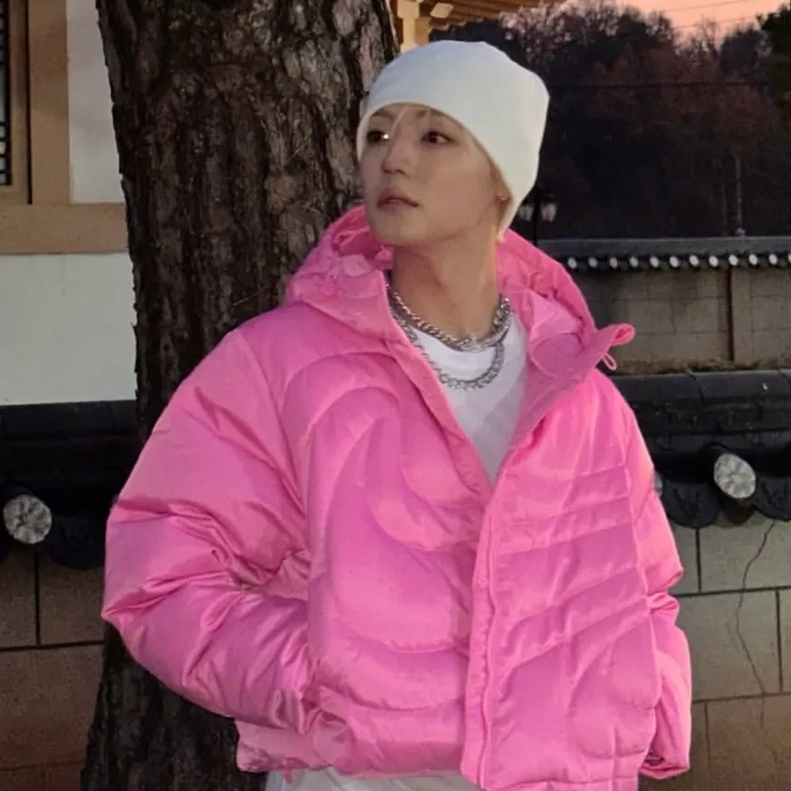 A moment captured by Chan (A.C.E)'s fan