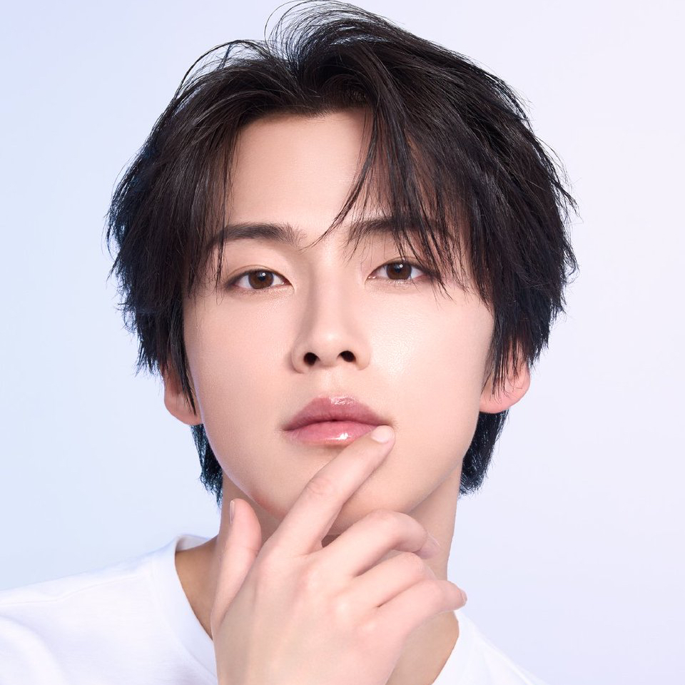 Recent activity shot of Kono Junki (JO1)