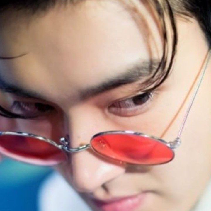 Behind-the-scenes cut of Siwon (Super Junior)