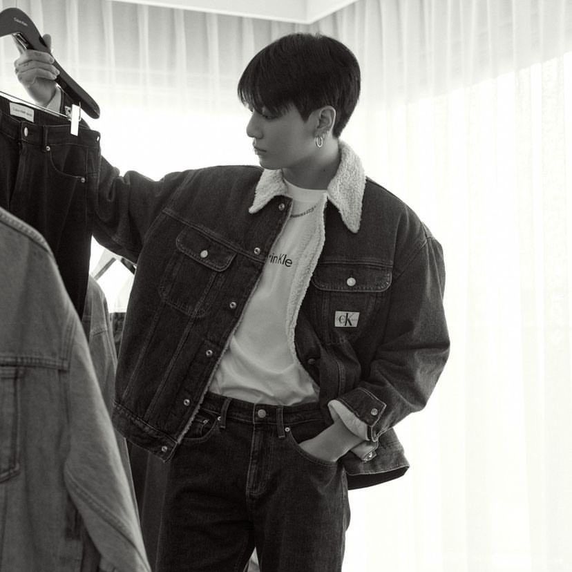 Latest photo of Jungkook (BTS)