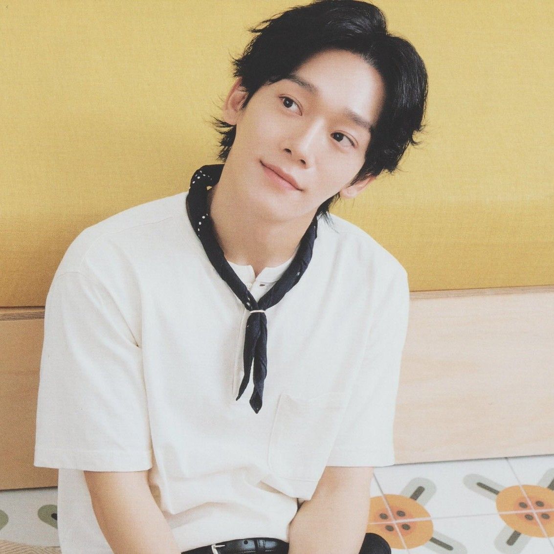 Behind-the-scenes cut of Chen (EXO)