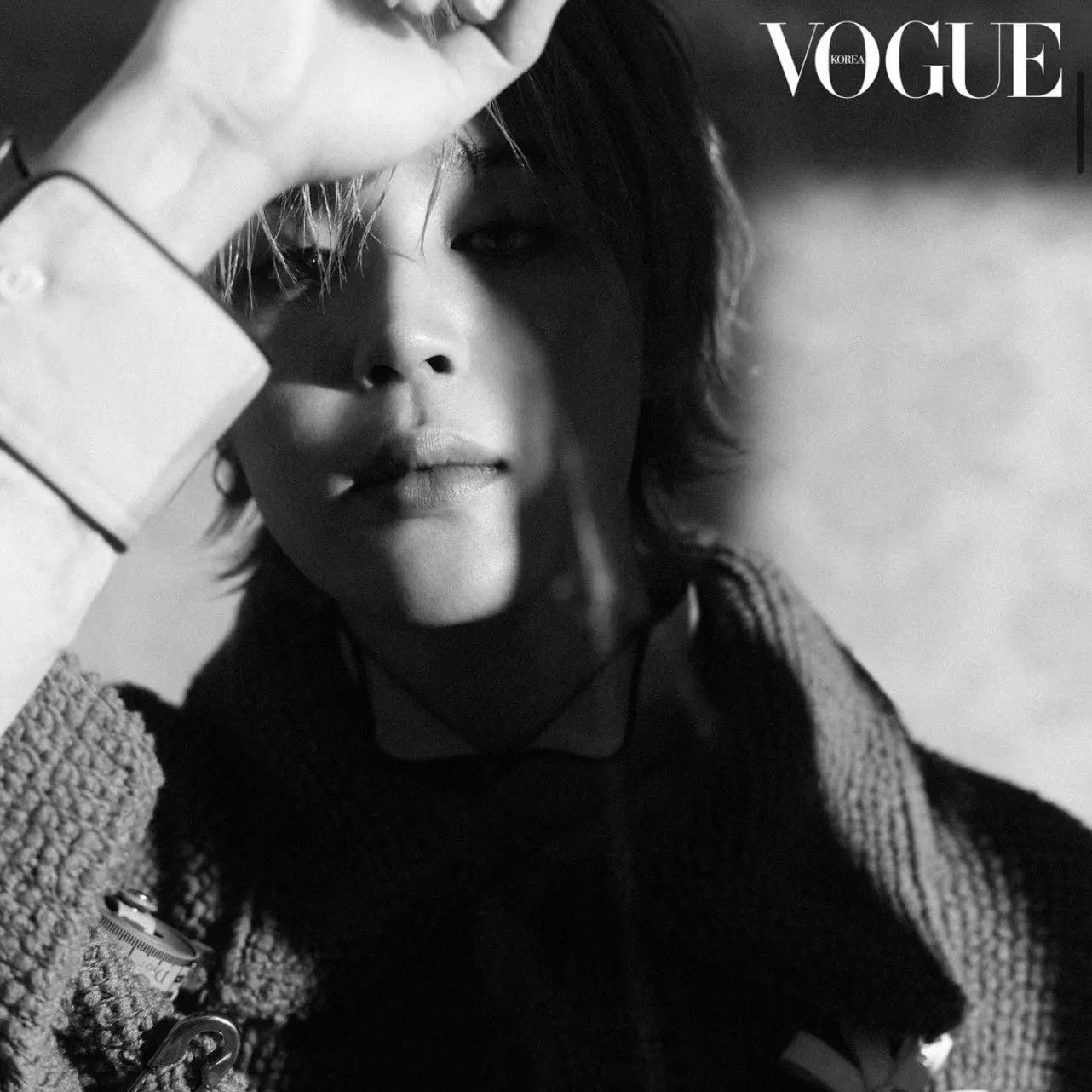 Hot post catching attention from 지민 (방탄소년단)'s fandom