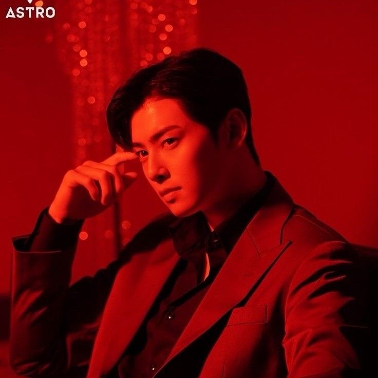 Recent activity shot of Eunwoo (ASTRO)