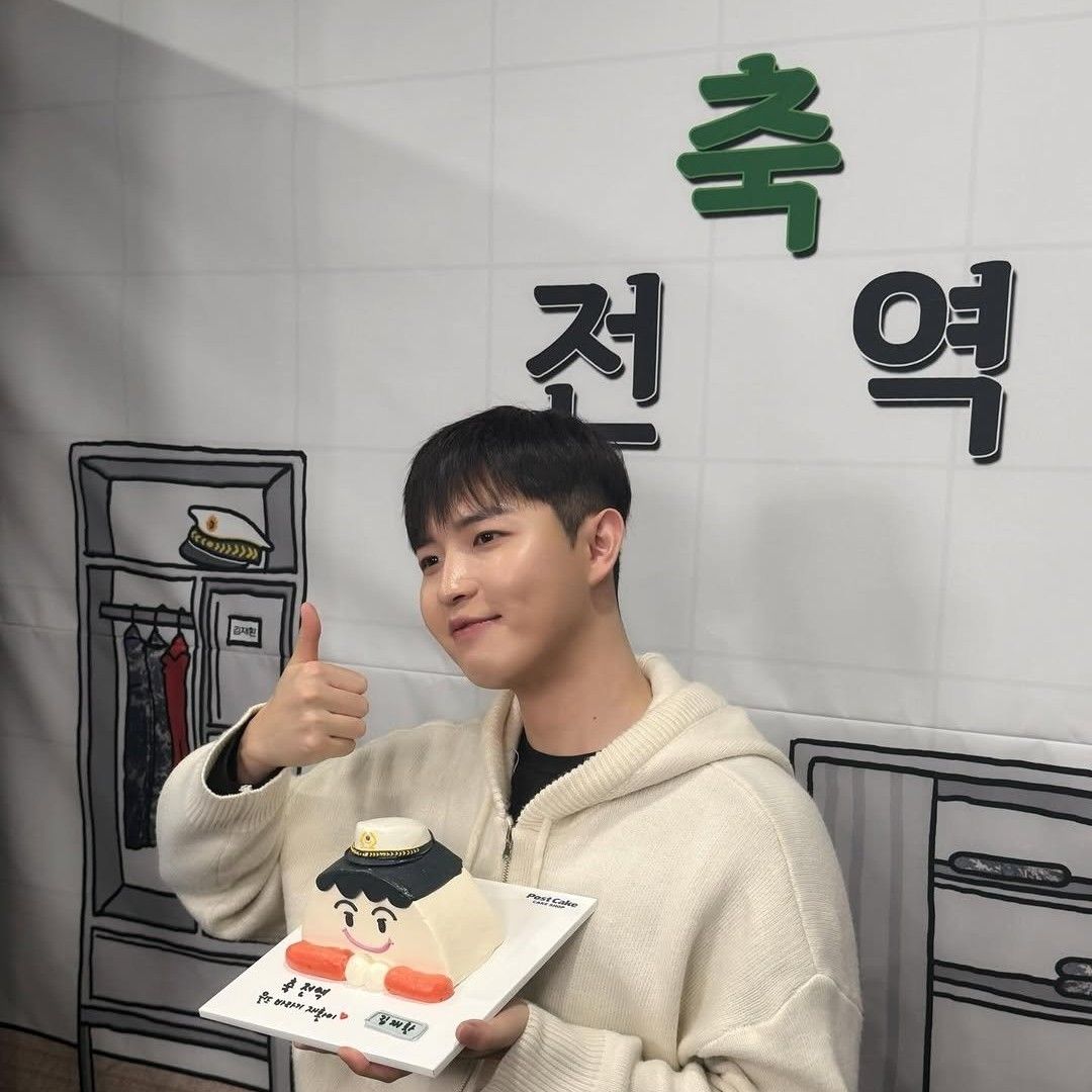 Latest photo of Kim Jaehwan