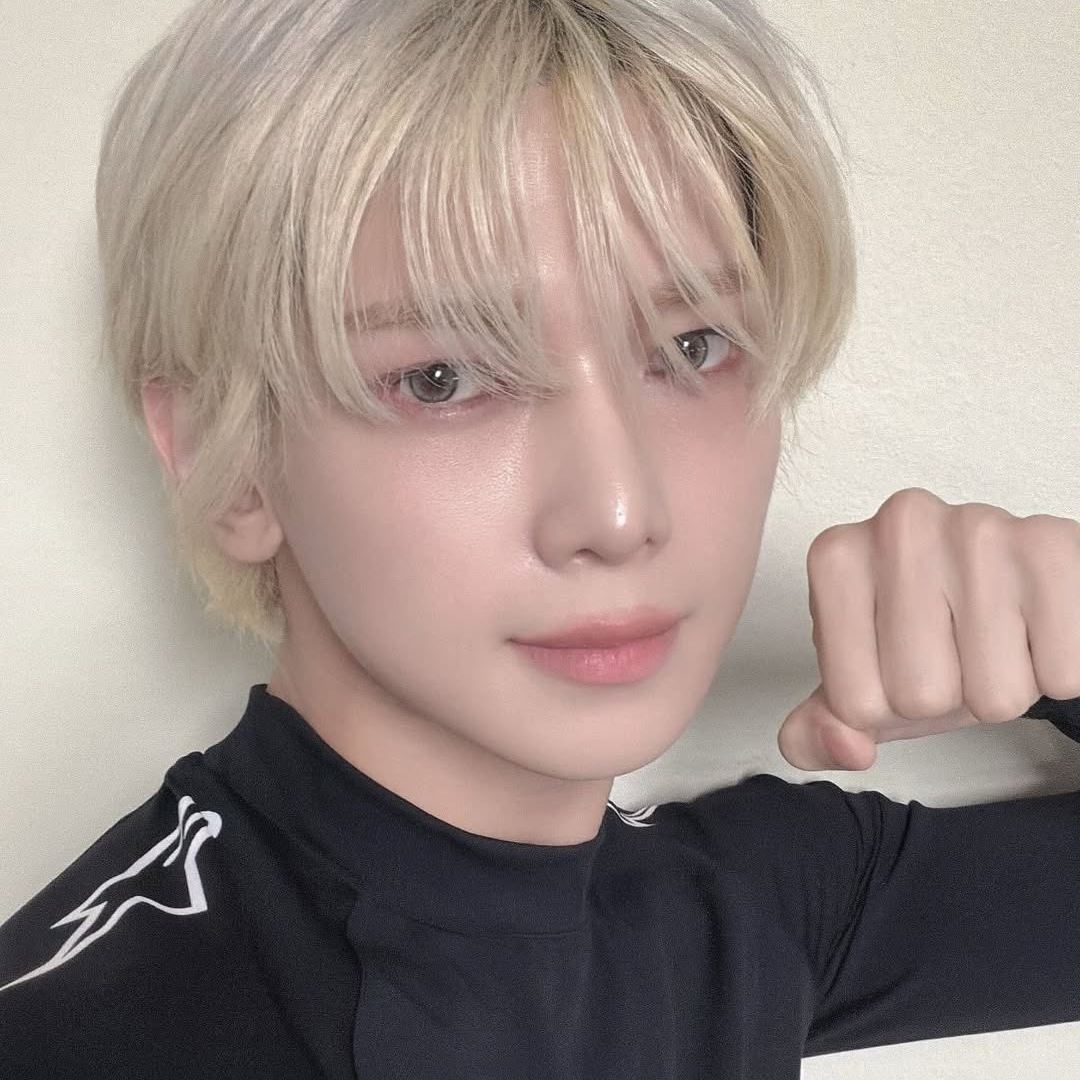 에이티즈 최근 활동샷