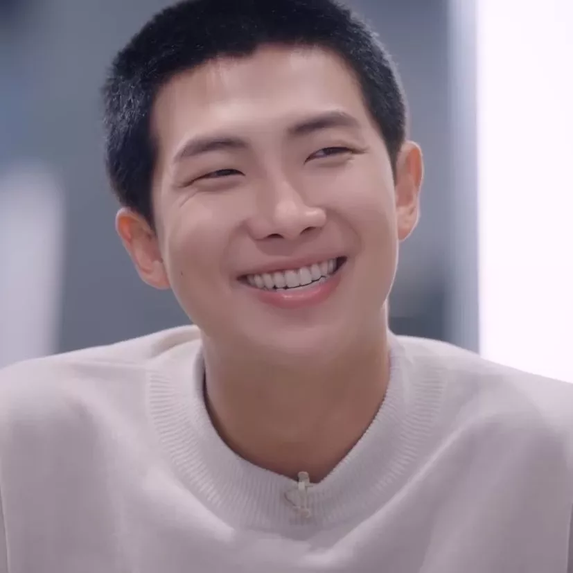 RM (방탄소년단)의 비하인드 컷