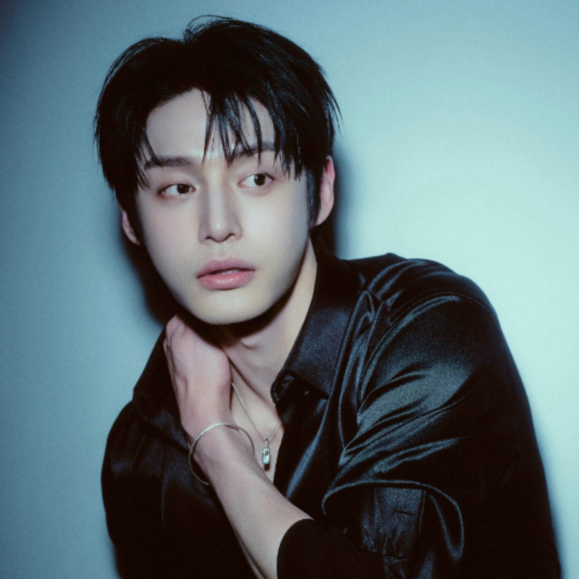 Recent activity shot of Kim Jiwoong (ZEROBASEONE)