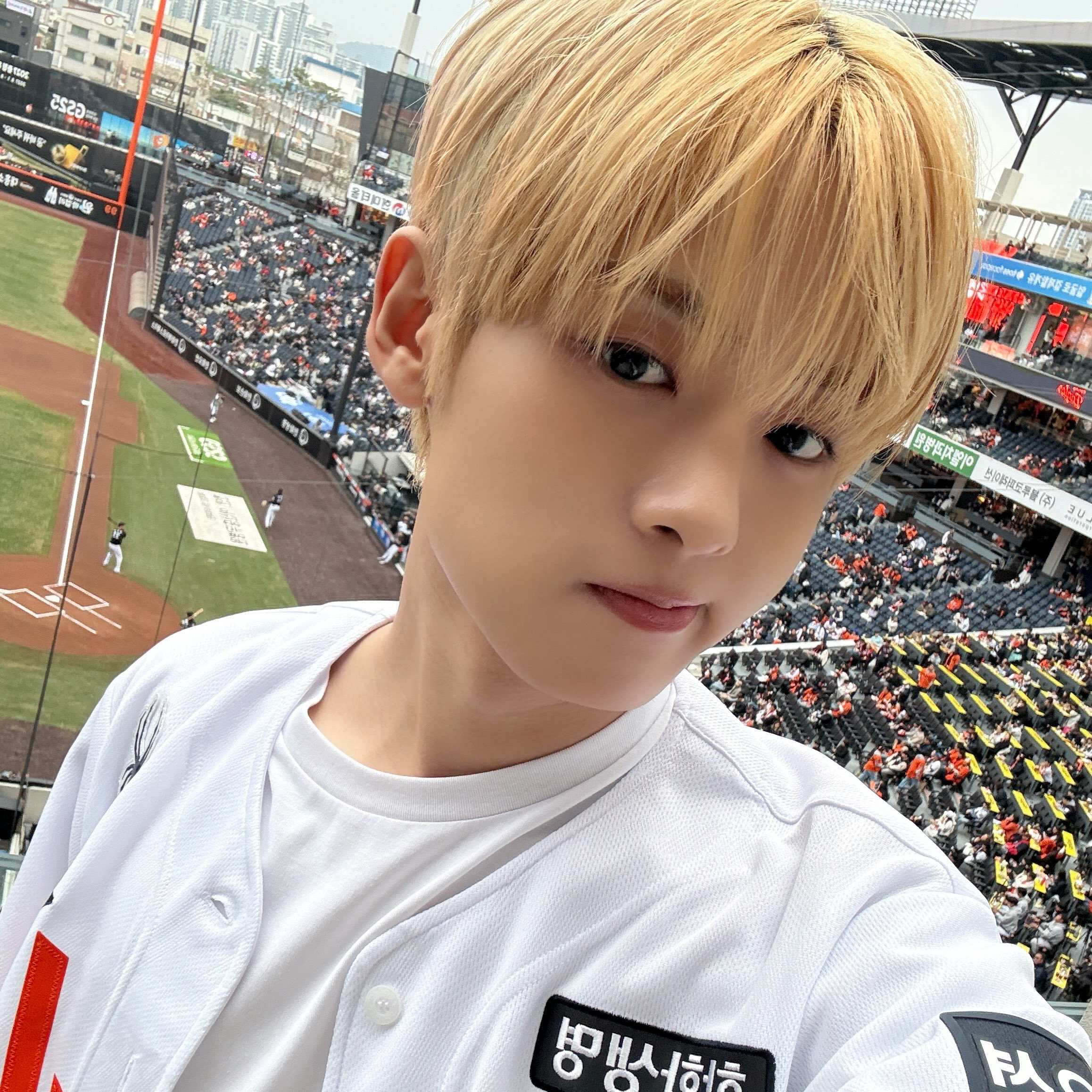 Behind-the-scenes cut of Woono (YOUNITE)