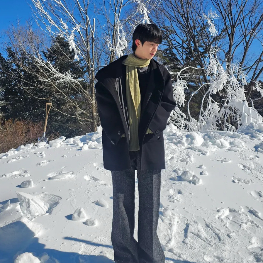 진 (방탄소년단)의 비하인드 컷