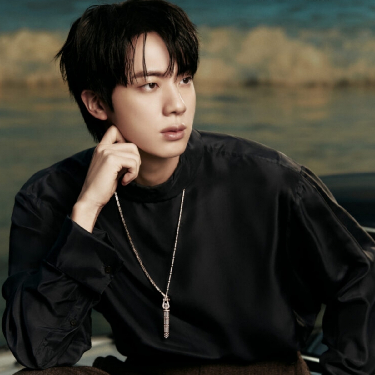 진 (방탄소년단)의 비하인드 컷