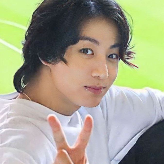 Latest photo of Jungkook (BTS)