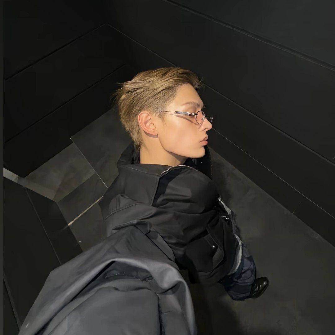 Latest photo of James (CORTIS)