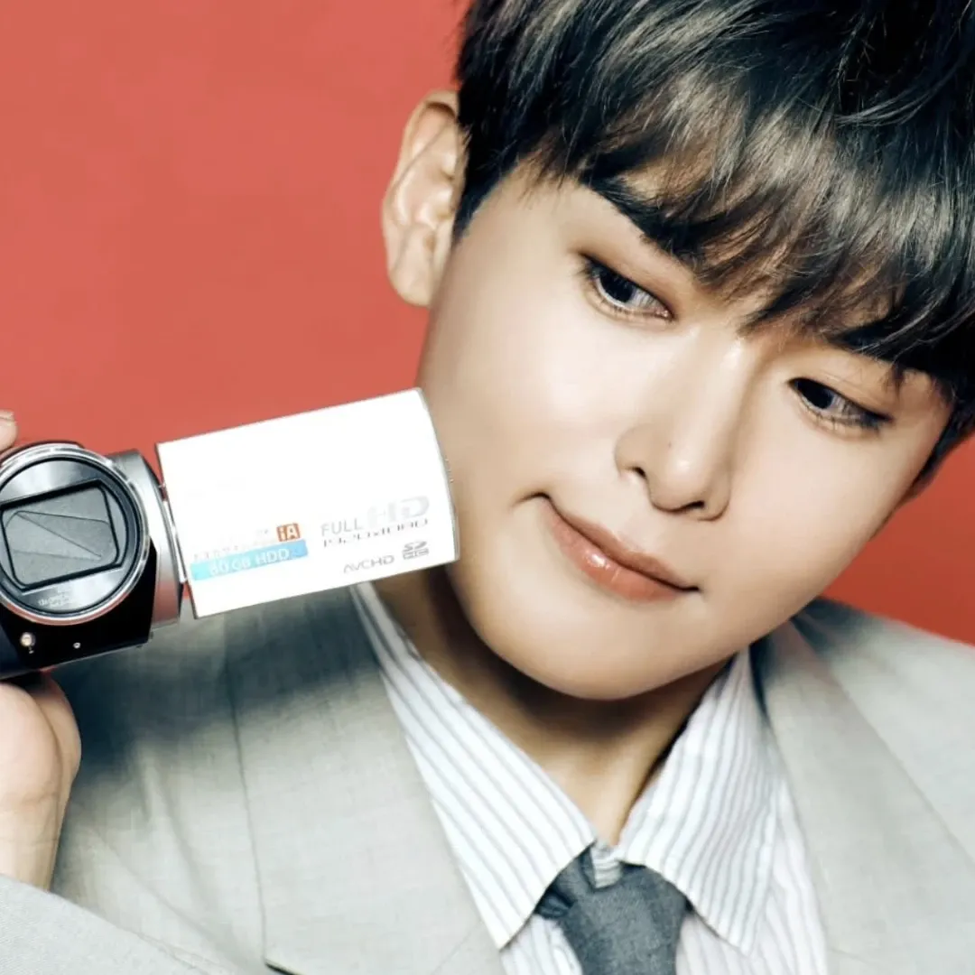 A moment captured by Ryeowook (Super Junior)'s fan