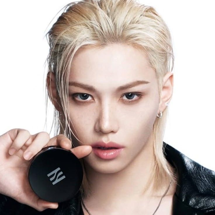 A moment captured by Felix (Stray Kids)'s fan