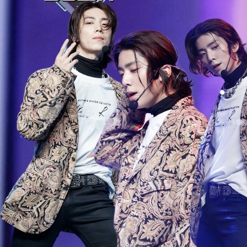 Recent activity shot of Hwiyoung (SF9)