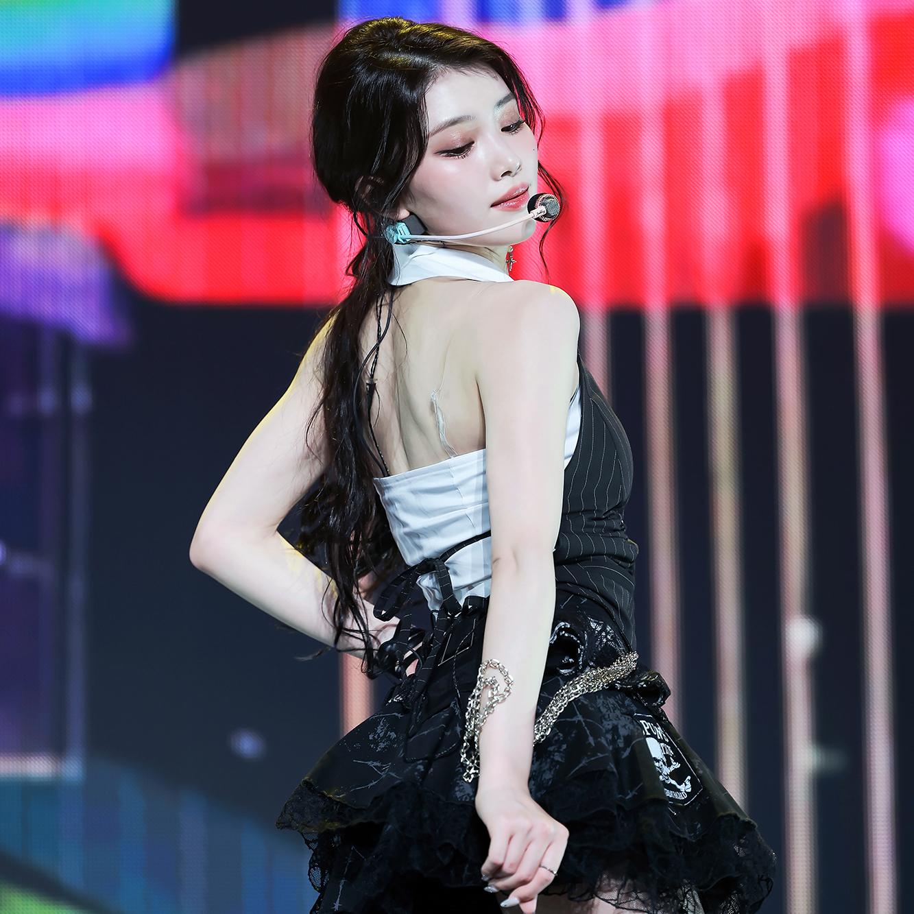 A moment captured by Xiao Ting (Kep1er)'s fan