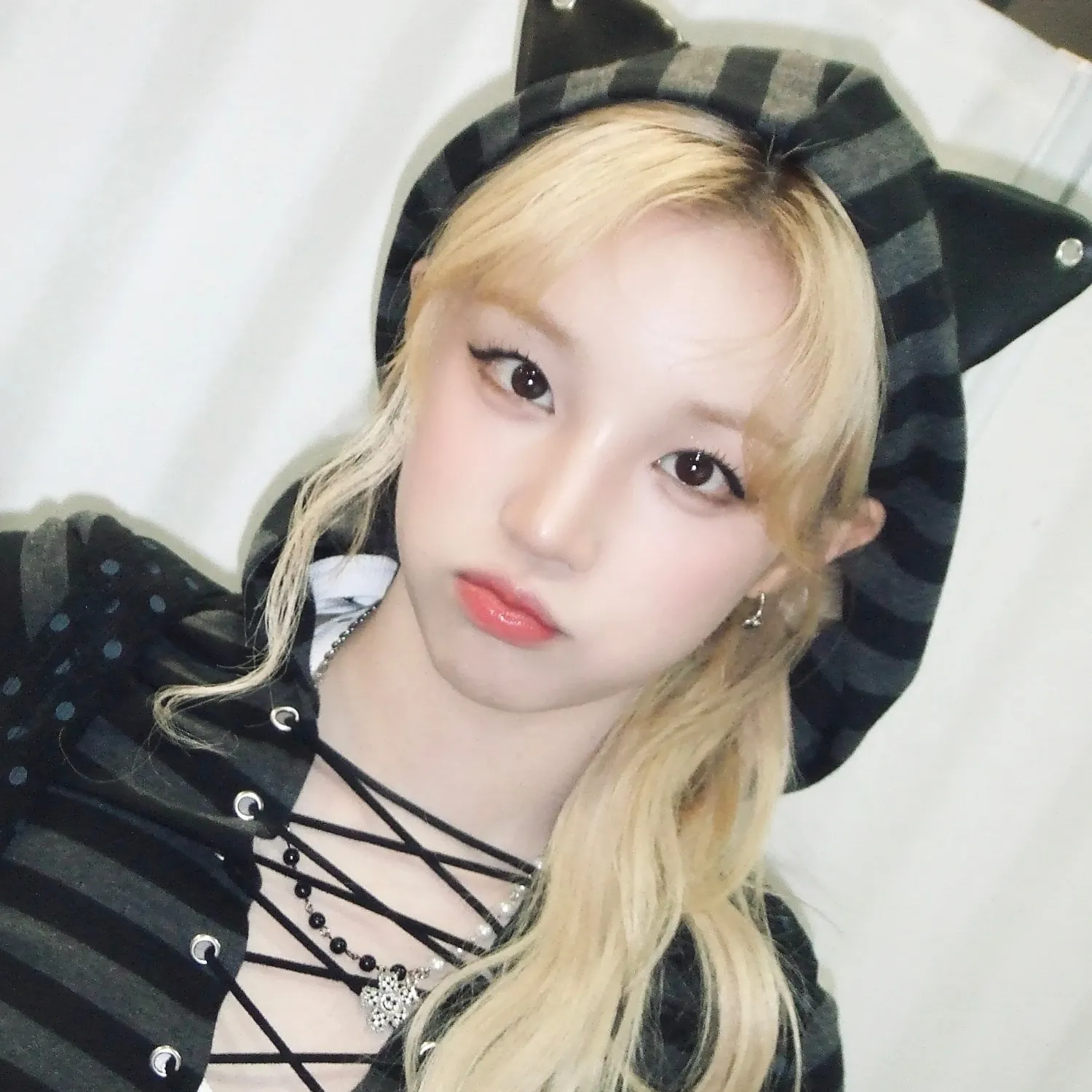 우기 (아이들)의 최신 사진