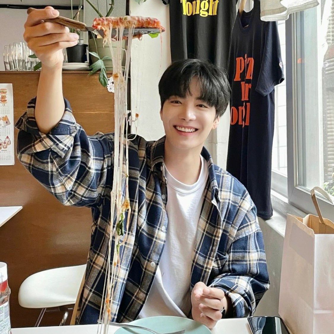 Recent activity shot of Kim Jonghyeon