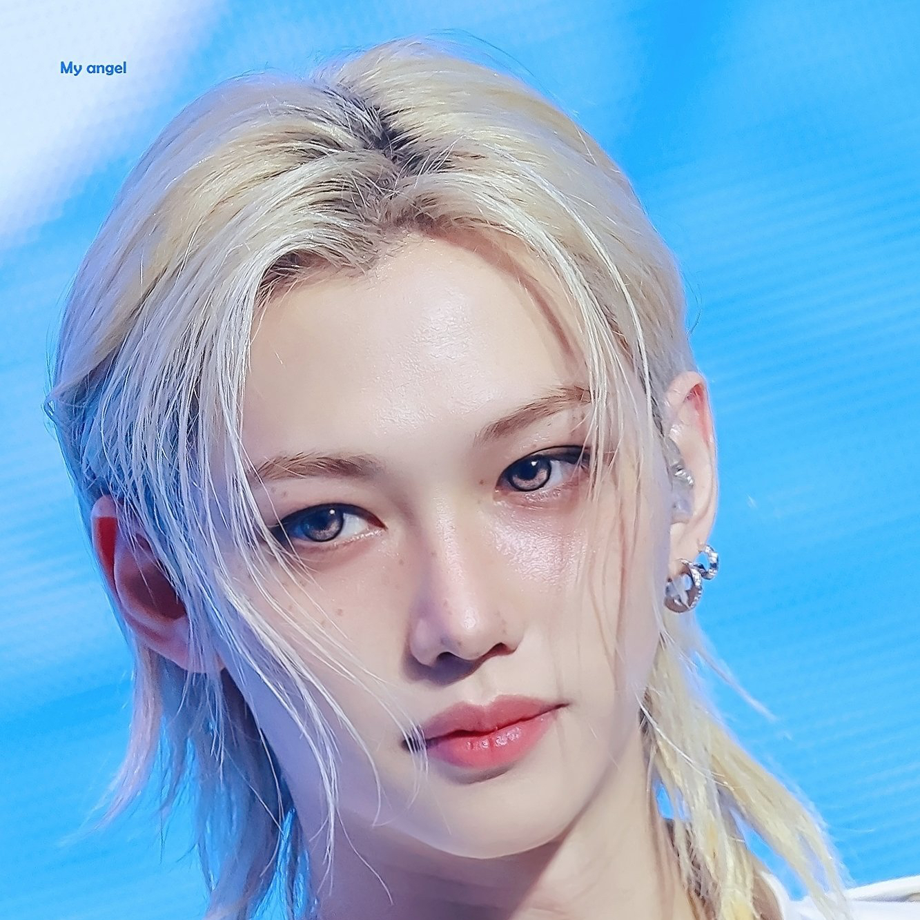 Latest photo of Felix (Stray Kids)