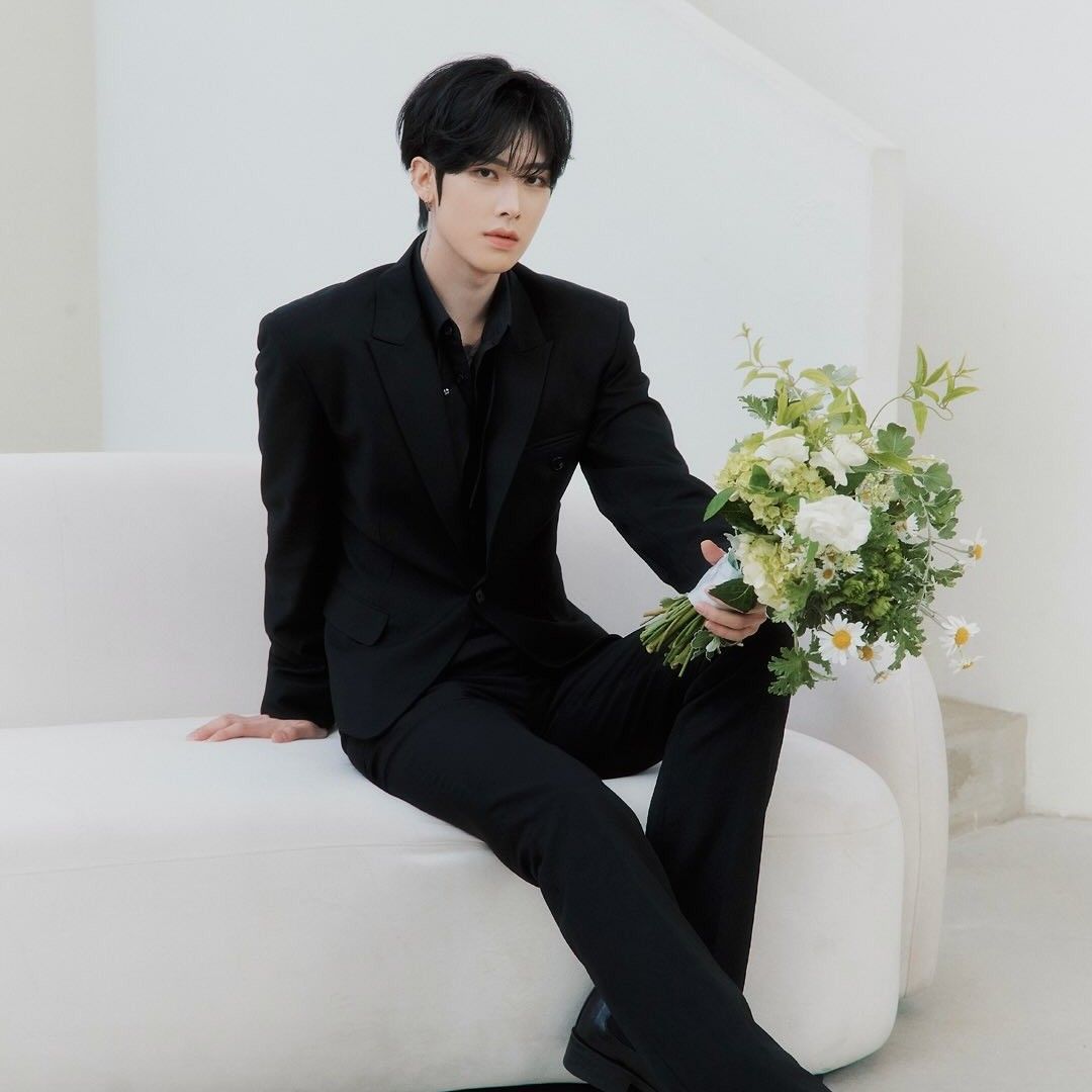 Recent activity shot of Ricky (ZEROBASEONE)